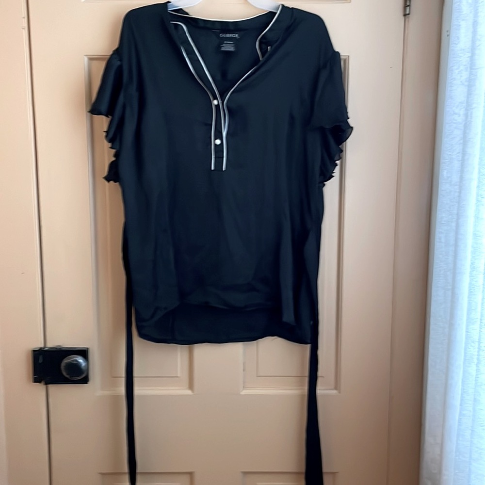 George black short ruffled sleeve blouse, size XL. NWOT